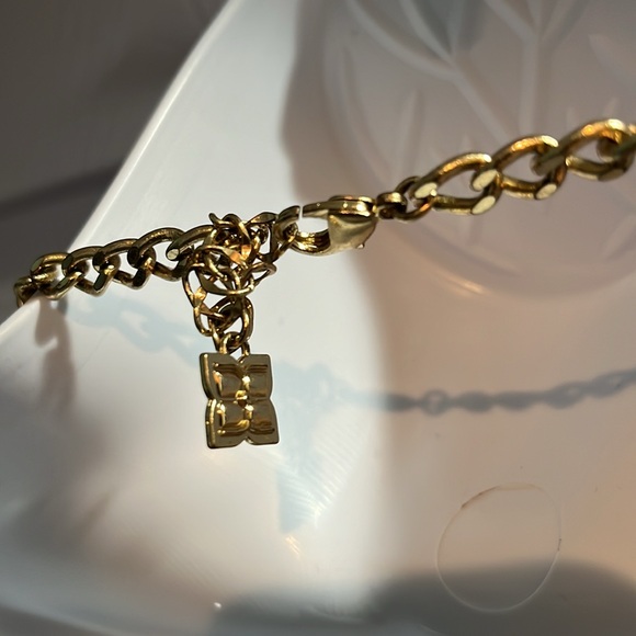 Off white backless top. - Picture 6 of 9